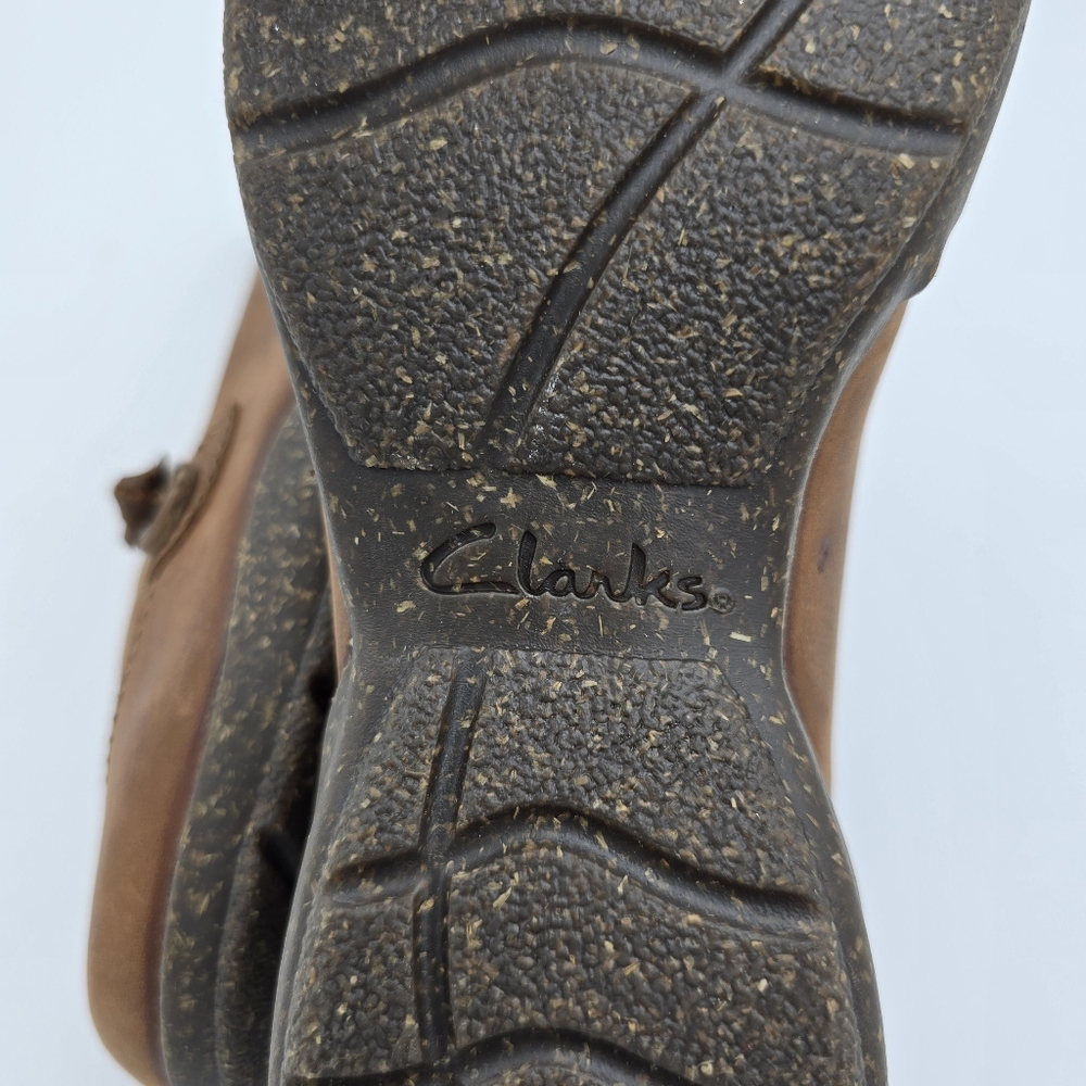 6N - NARROW - Clarks Roseville Sky Women's Slip-Ons, Mahogany Leather, Like New! - Picture 13 of 16